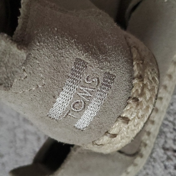 TOMS Desert Taupe Suede Alpargatas - Picture 9 of 16